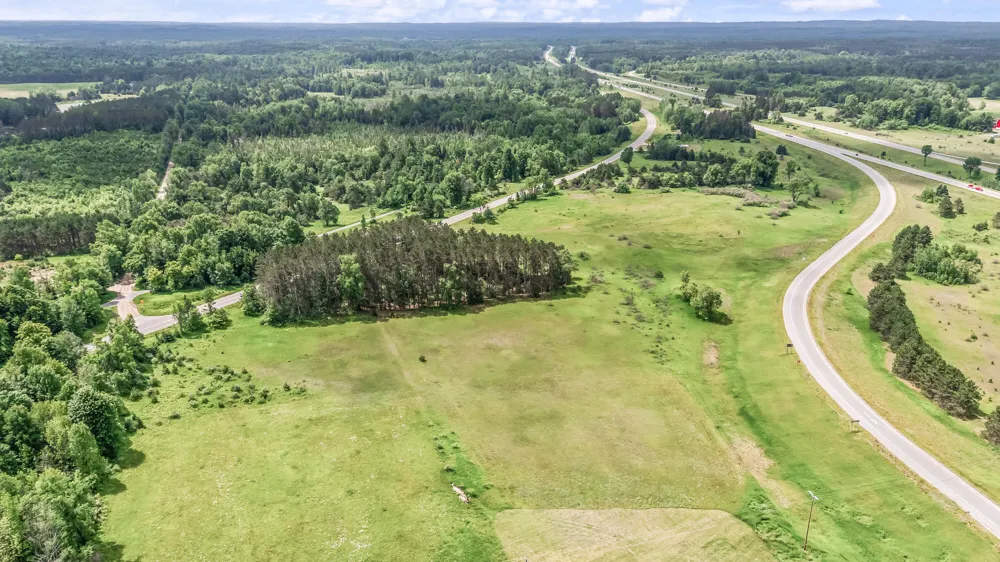 13751 Mackinaw Trail Leroy, MI 49655