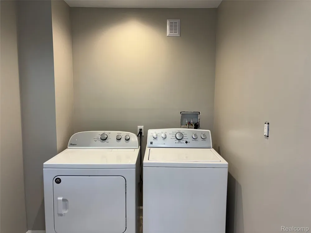 46365 Community Center Drive Chesterfield Township, MI 48047
