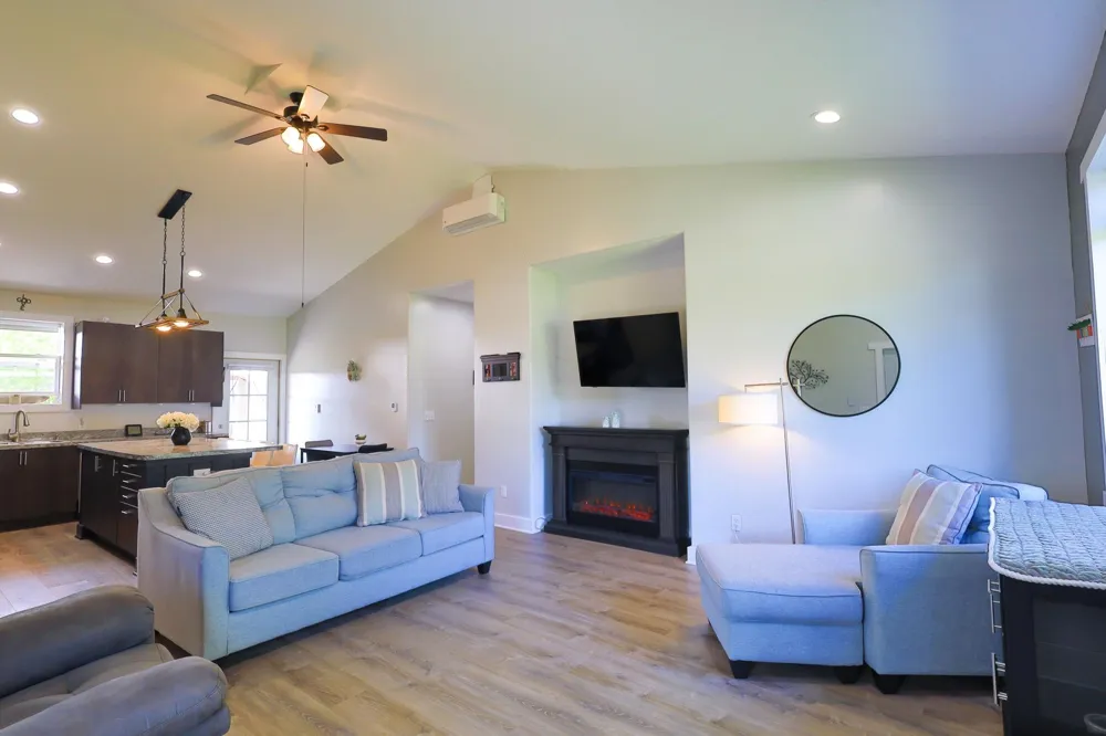 288 Cayo Drive Hanover Township, MI 49620