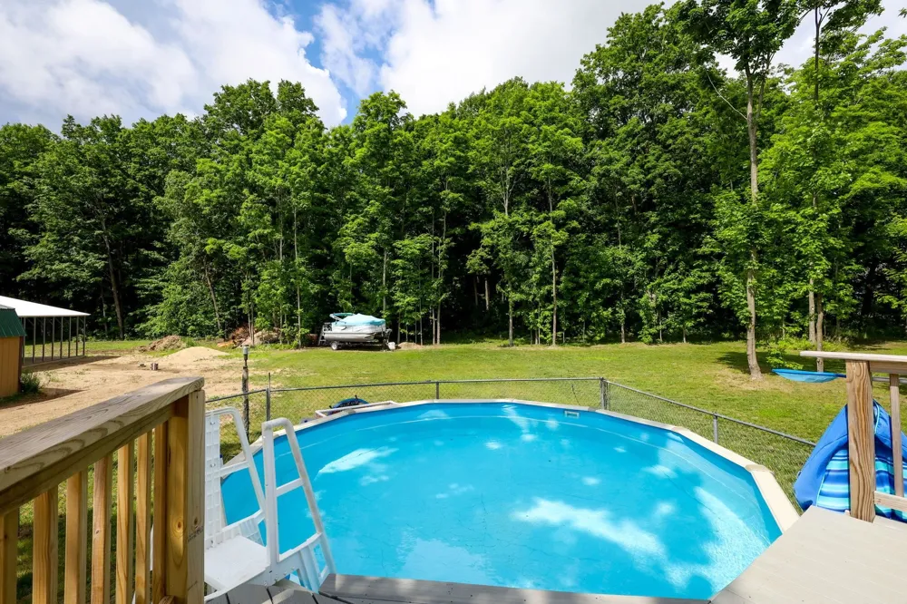 288 Cayo Drive Hanover Township, MI 49620