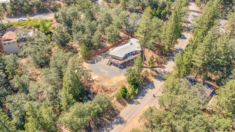 23984 Oxbow Ln South Sonora, CA 95370
