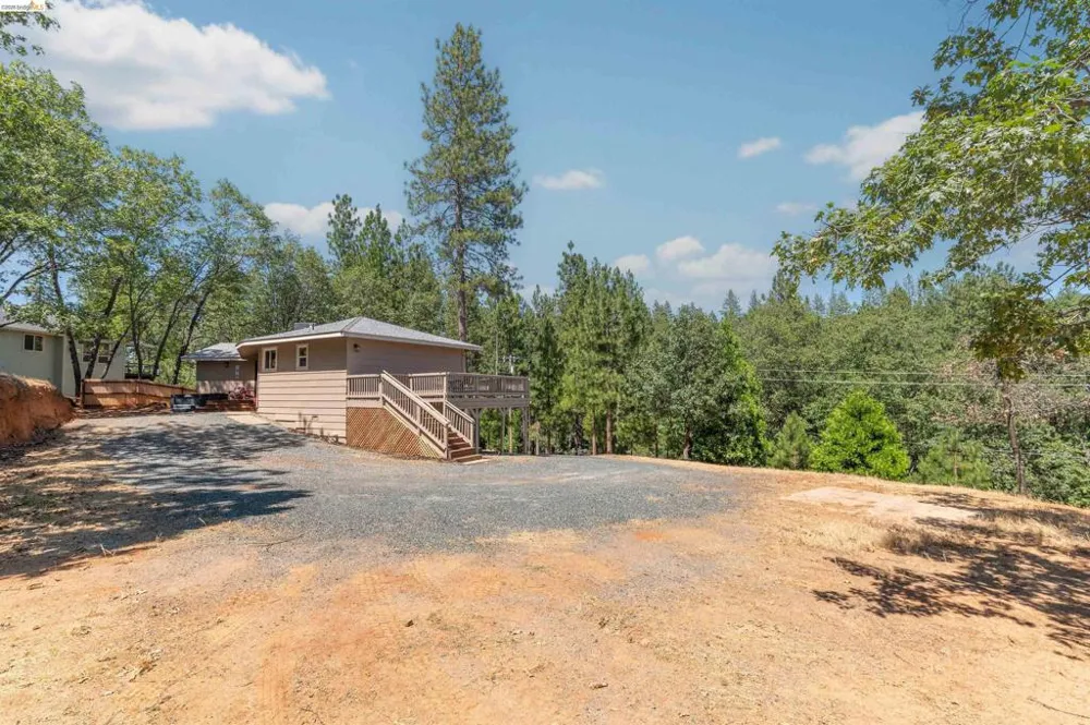 23984 Oxbow Ln South Sonora, CA 95370