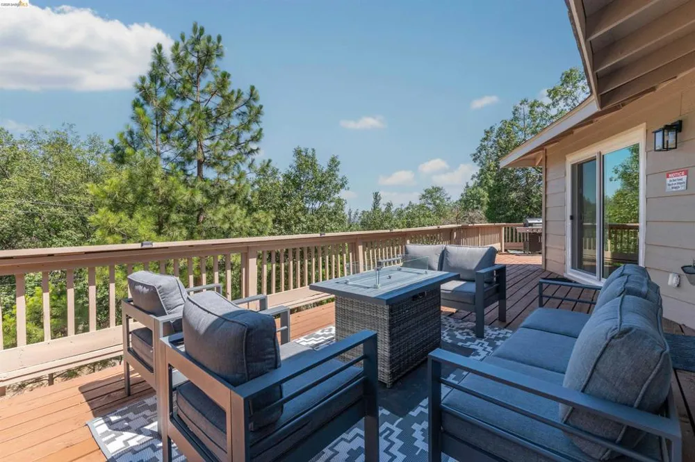 23984 Oxbow Ln South Sonora, CA 95370