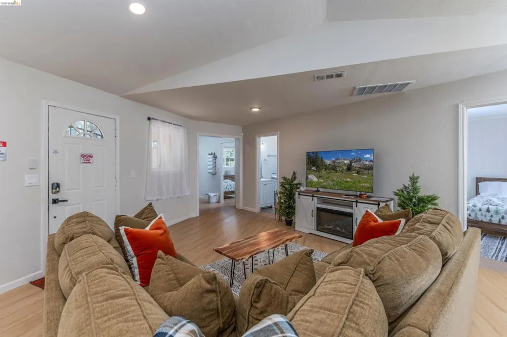 23984 Oxbow Ln South Sonora, CA 95370