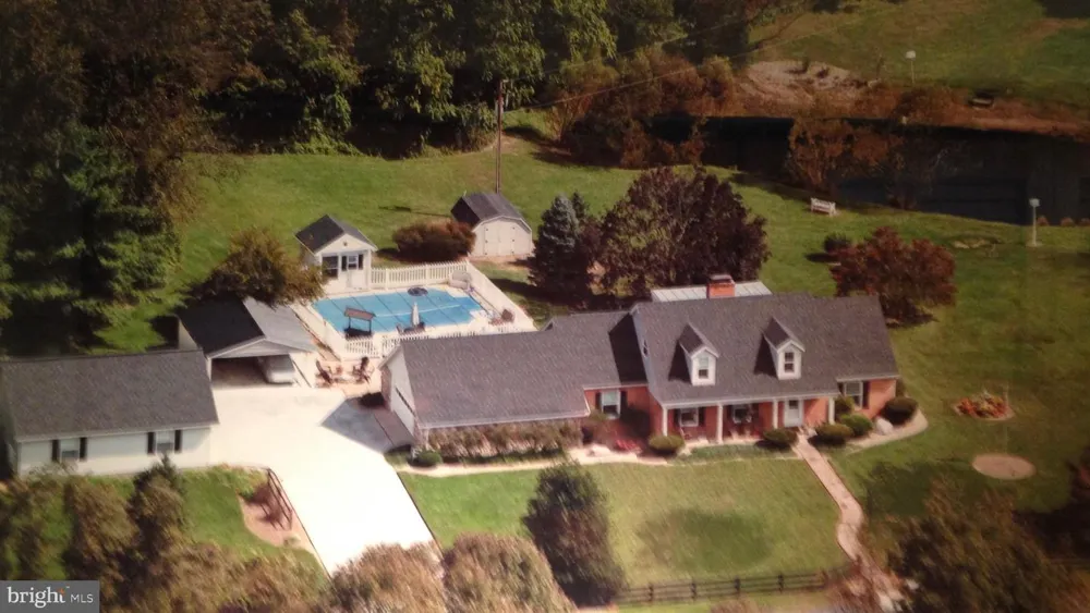 908 JONATHAN STREET Woodstock, VA 22664