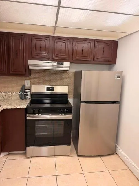 498 NW 165th St Rd #D-204 Miami, FL 33169