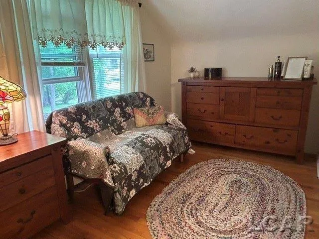 32080 W 9-Mile Road Farmington Hills City, MI 48336