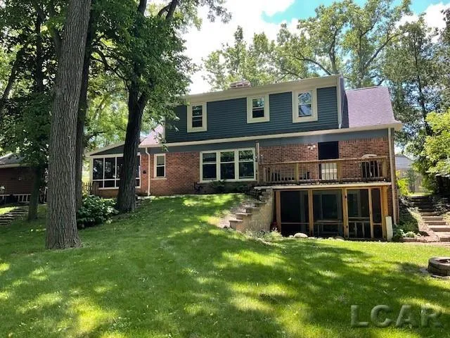 32080 W 9-Mile Road Farmington Hills City, MI 48336