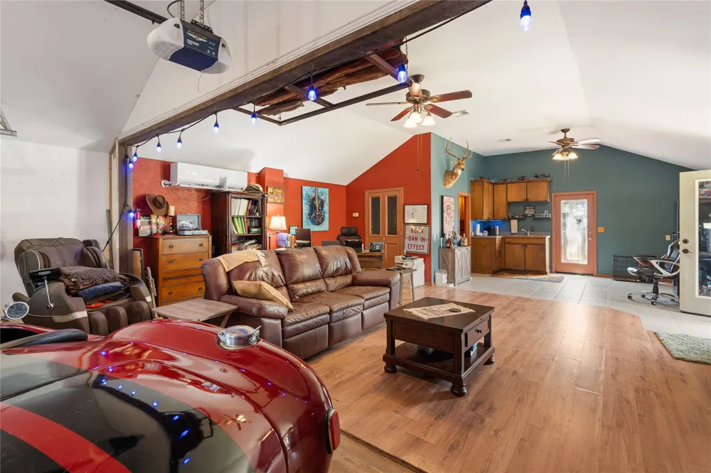 13494 County Road 2919 Eustace, TX 75124