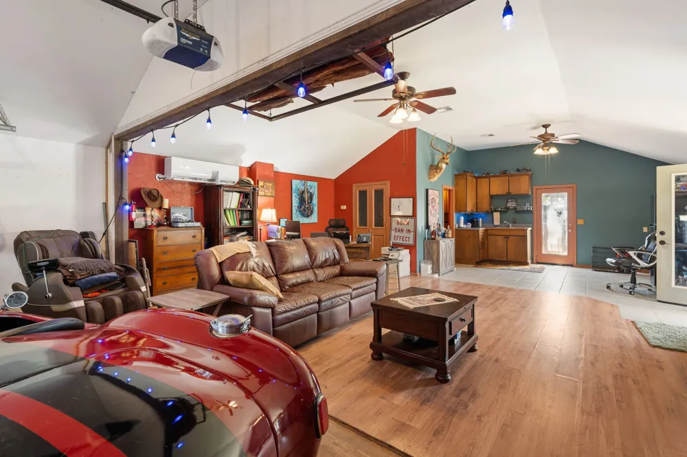 13494 County Road 2919 Eustace, TX 75124