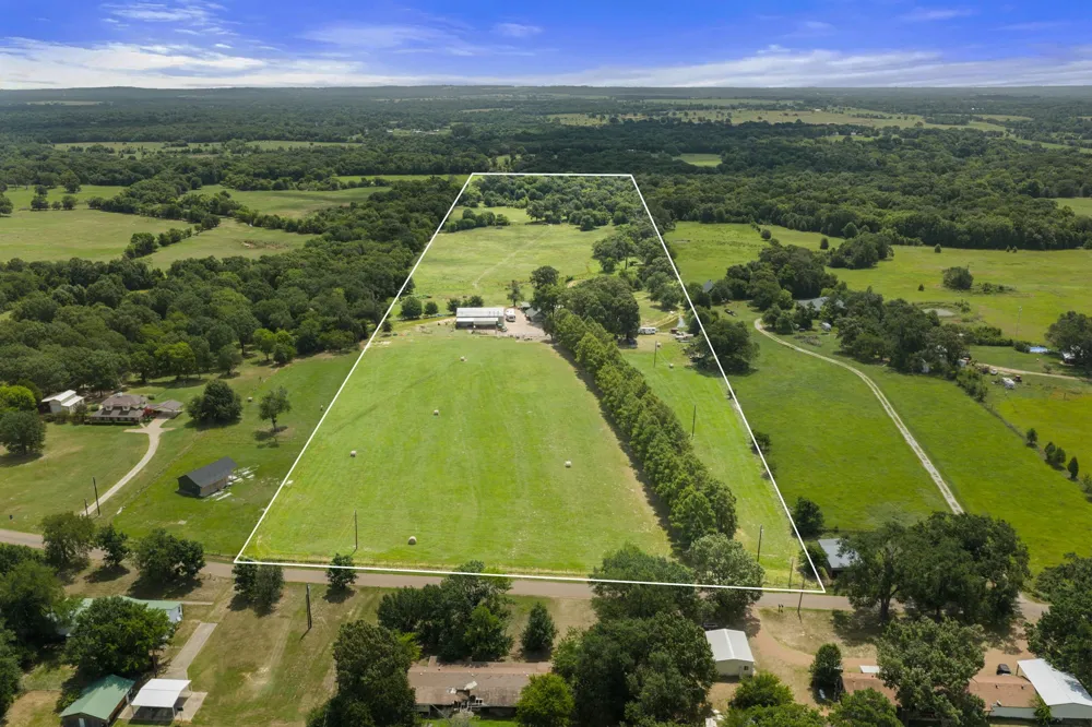 13494 County Road 2919 Eustace, TX 75124