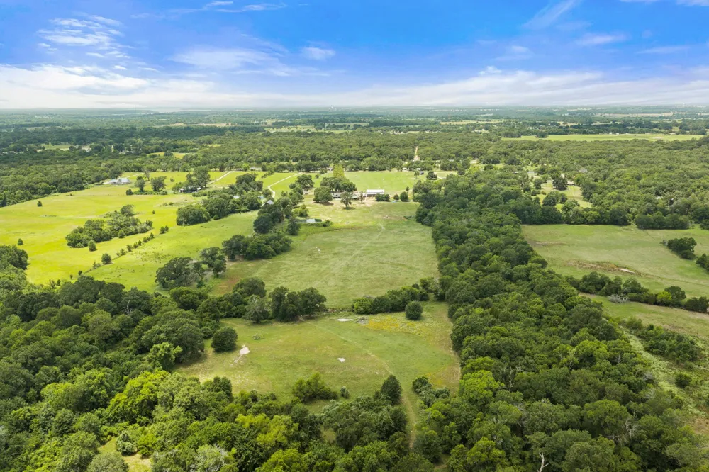 13494 County Road 2919 Eustace, TX 75124