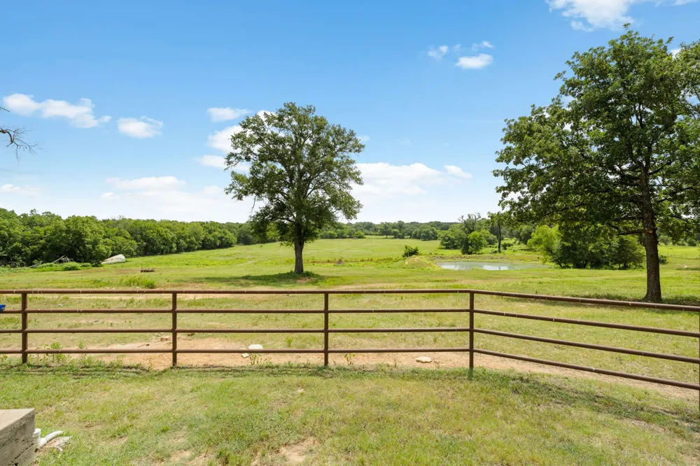 13494 County Road 2919 Eustace, TX 75124