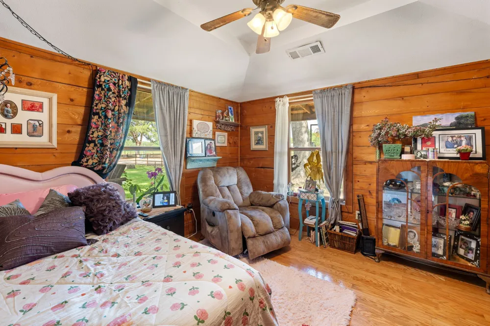 13494 County Road 2919 Eustace, TX 75124