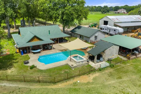 13494 County Road 2919