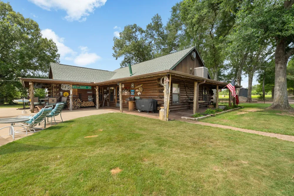 13494 County Road 2919 Eustace, TX 75124