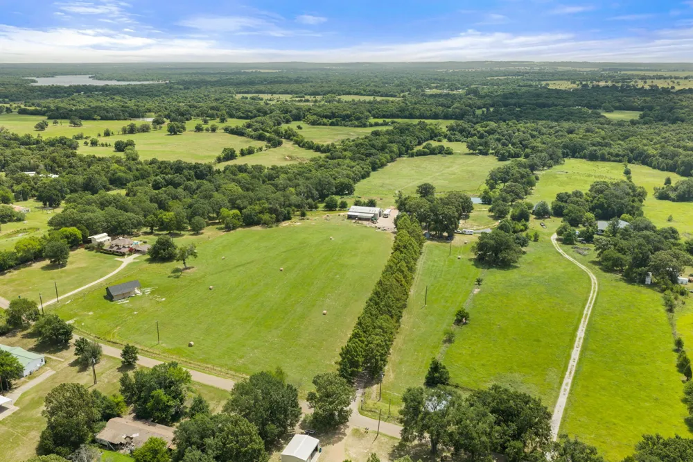 13494 County Road 2919 Eustace, TX 75124