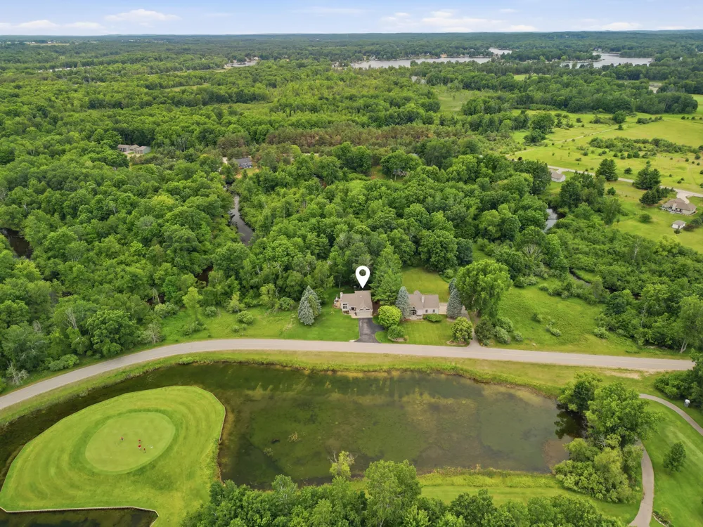 9551 Clubhouse Drive W Canadian Lakes, MI 49346