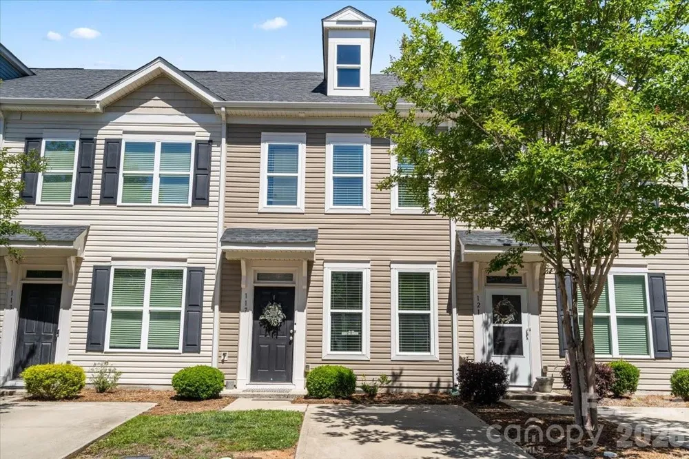 117 Island Village Drive Mount Holly, NC 28120
