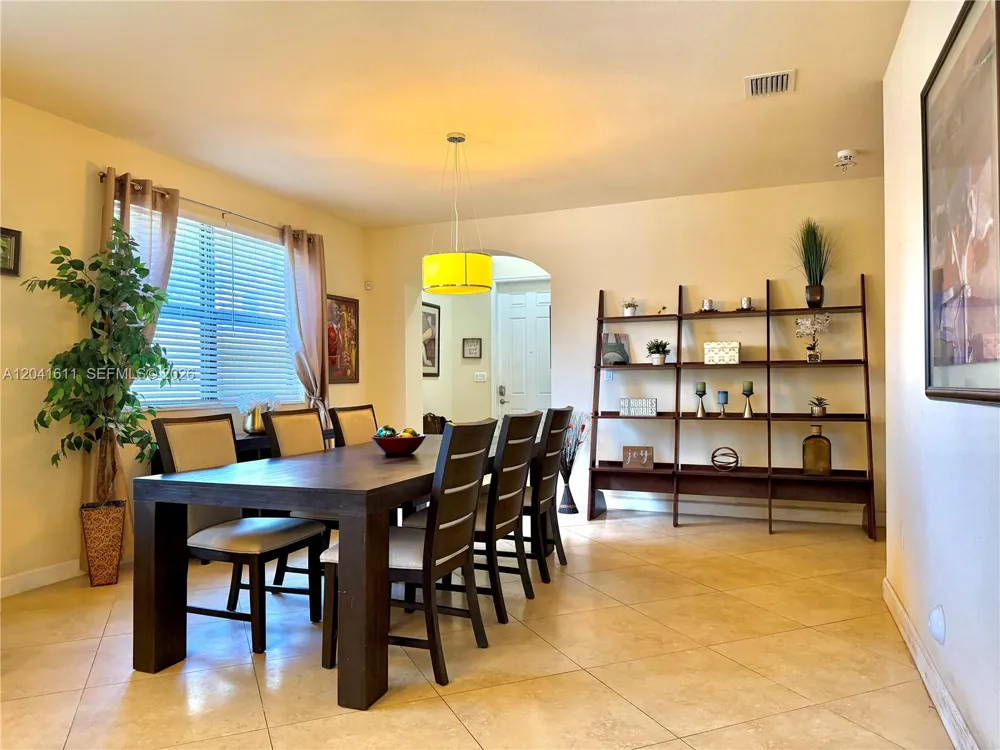 22732 SW 92nd Pl Cutler Bay, FL 33190