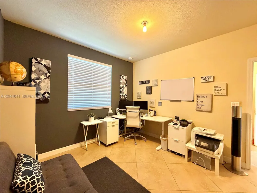 22732 SW 92nd Pl Cutler Bay, FL 33190