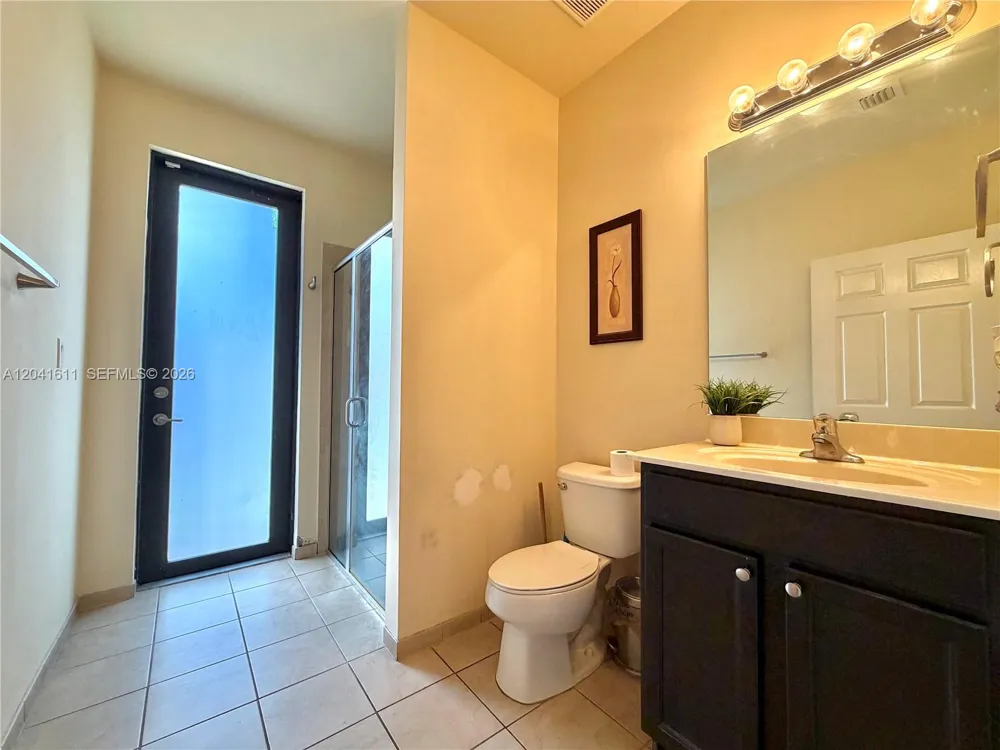 22732 SW 92nd Pl Cutler Bay, FL 33190