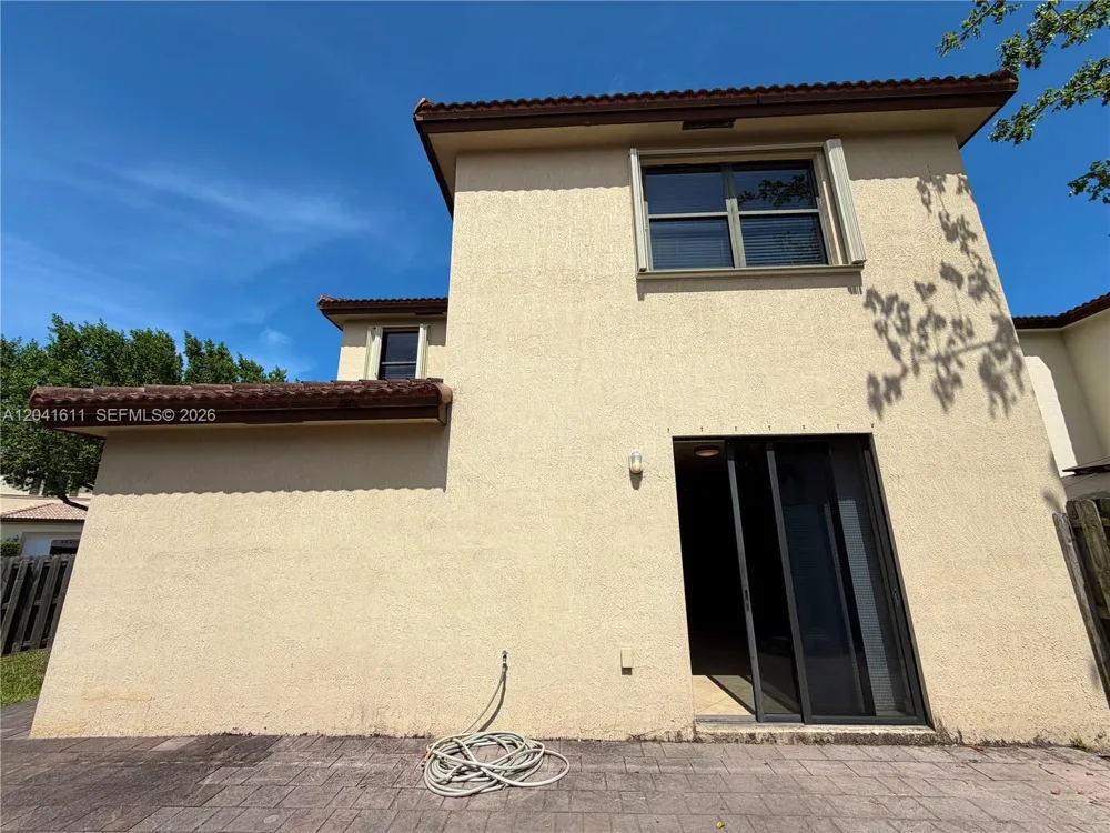 22732 SW 92nd Pl Cutler Bay, FL 33190
