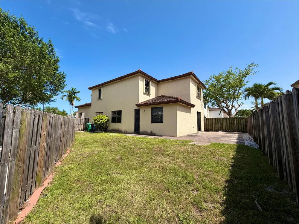 22732 SW 92nd Pl Cutler Bay, FL 33190