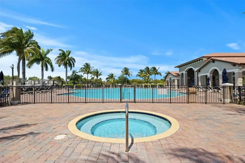 22732 SW 92nd Pl Cutler Bay, FL 33190