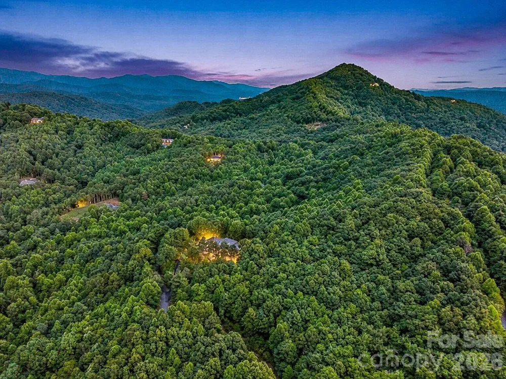 131 Arcadia Falls Way Black Mountain, NC 28711