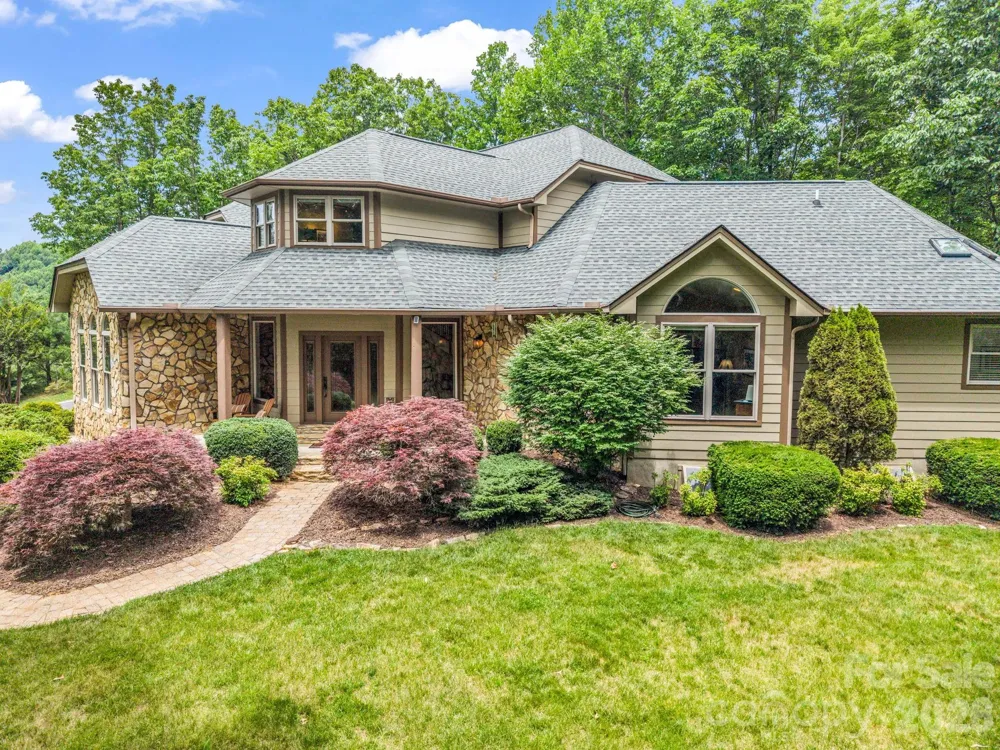 131 Arcadia Falls Way Black Mountain, NC 28711