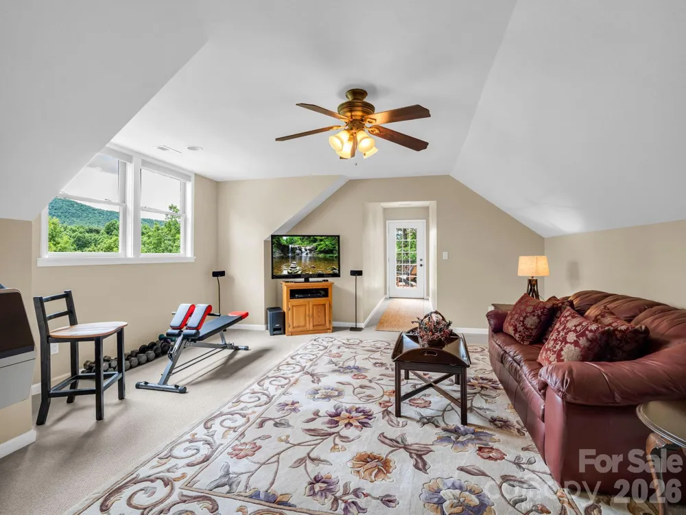131 Arcadia Falls Way Black Mountain, NC 28711