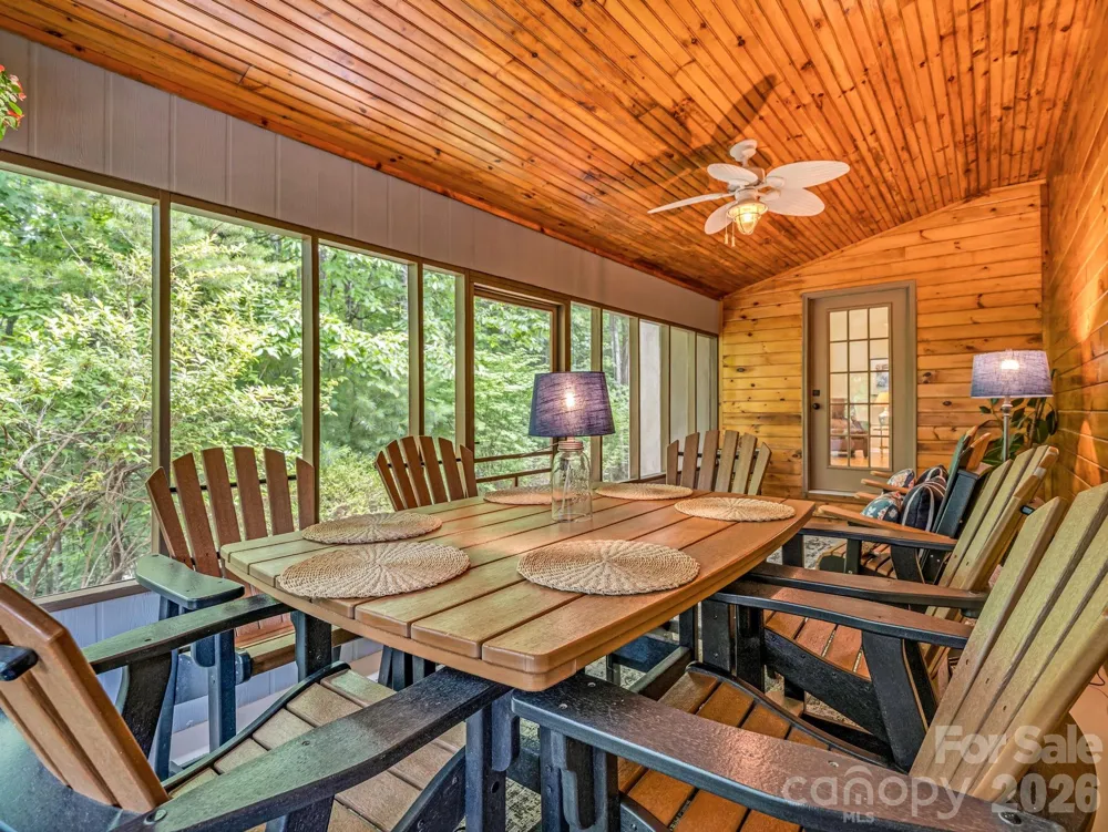131 Arcadia Falls Way Black Mountain, NC 28711