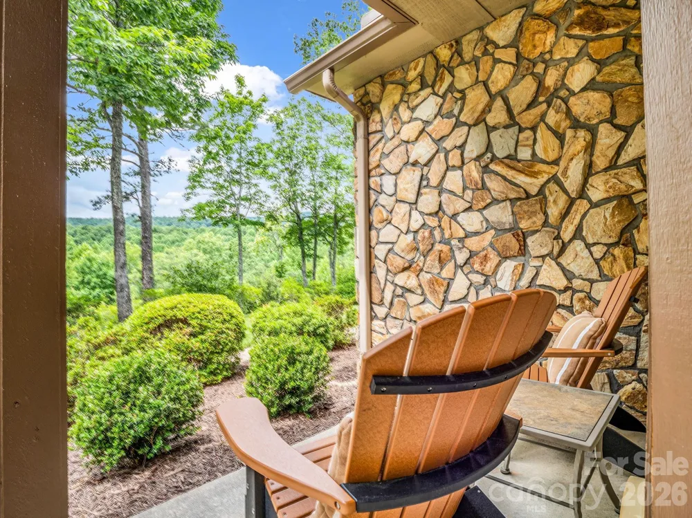131 Arcadia Falls Way Black Mountain, NC 28711