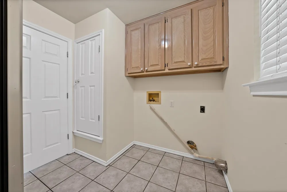 1815 Newport Road Weatherford, TX 76086