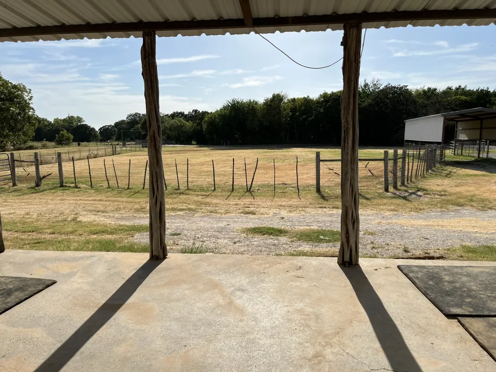 1815 Newport Road Weatherford, TX 76086