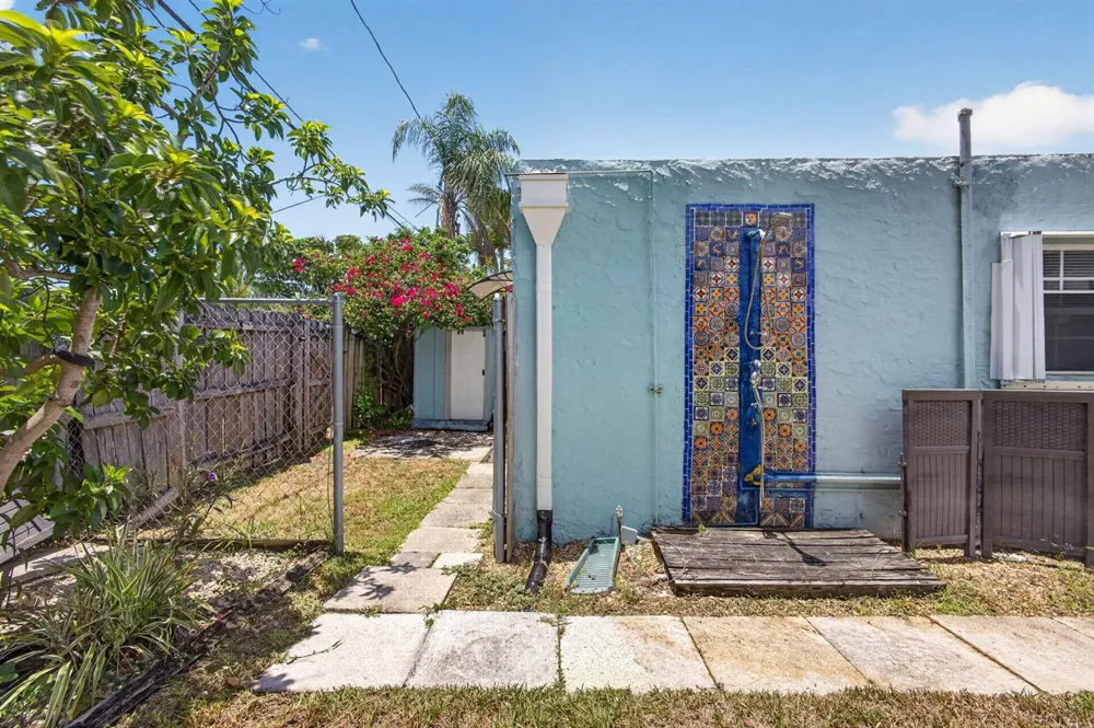 1314 J STREET 