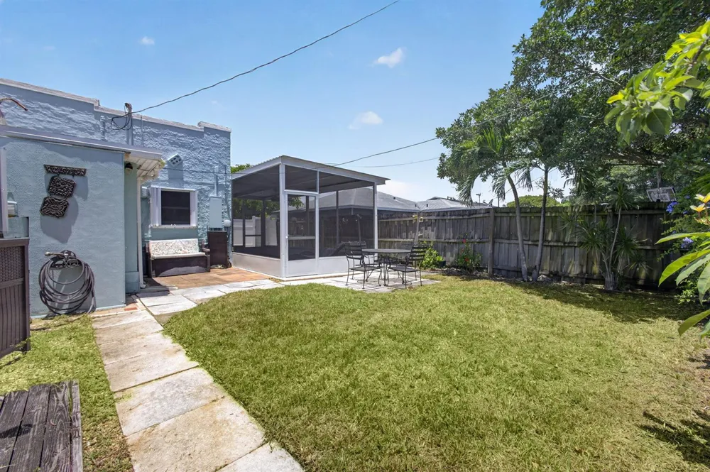 1314 J STREET 