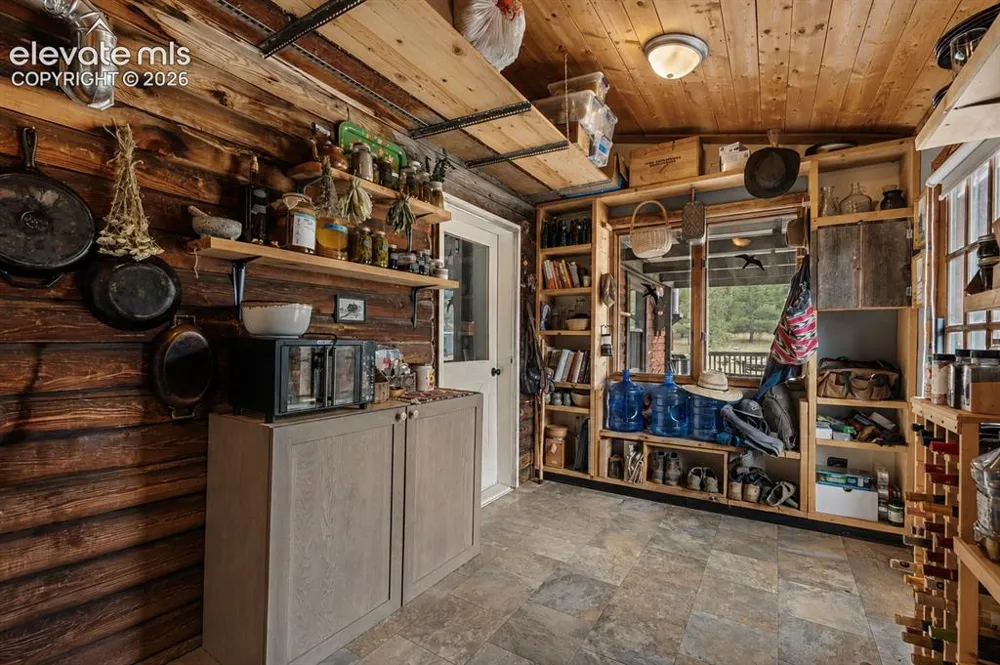 475 Sioux Road Florissant, CO 80816