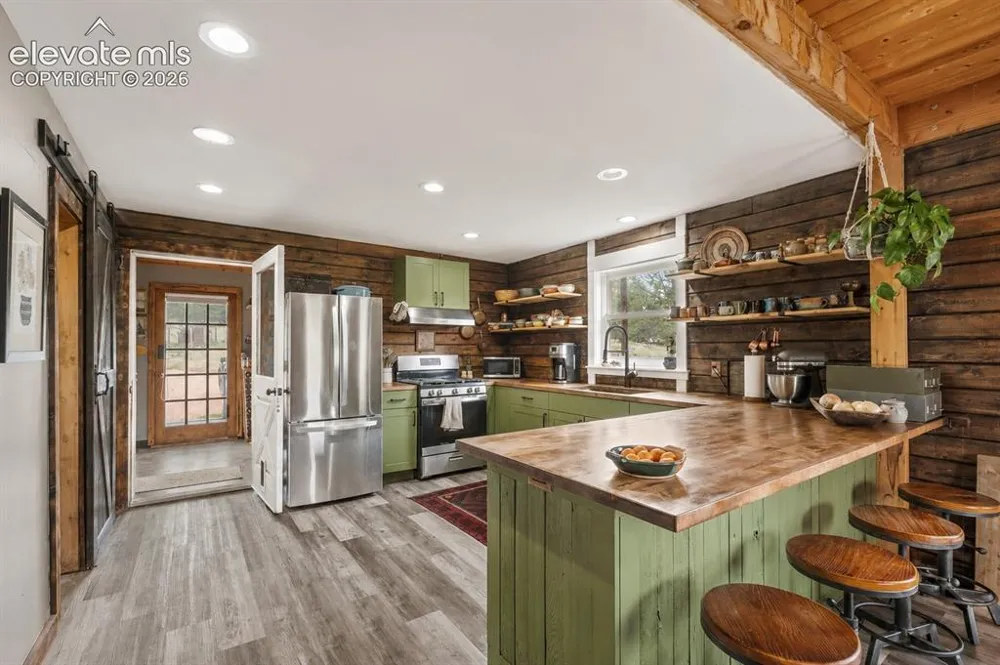 475 Sioux Road Florissant, CO 80816