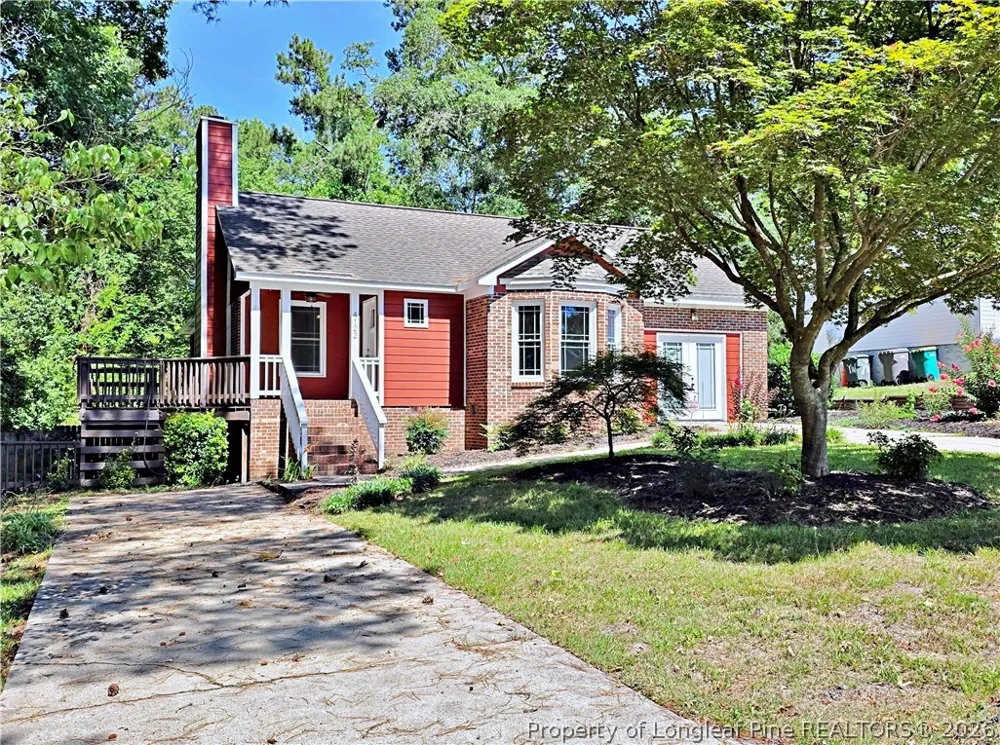 4122 Mill Bridge Road Hope Mills, NC 28348