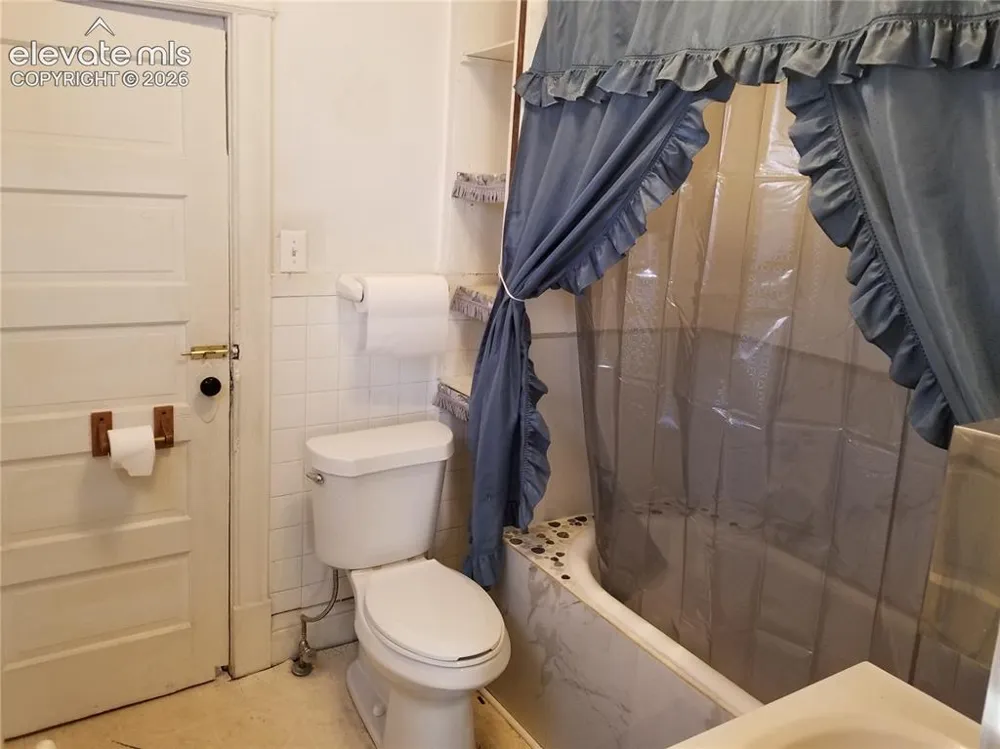 2423 E St Vrain Street Colorado Springs, CO 80909