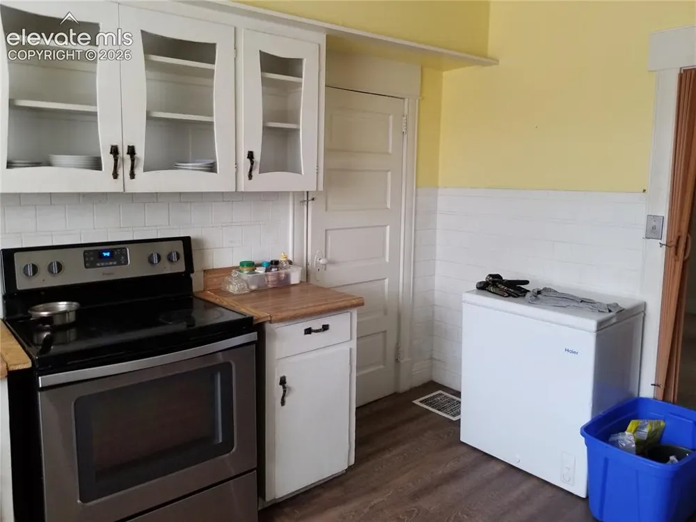 2423 E St Vrain Street Colorado Springs, CO 80909