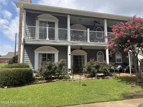 43 Lake Barnett Drive