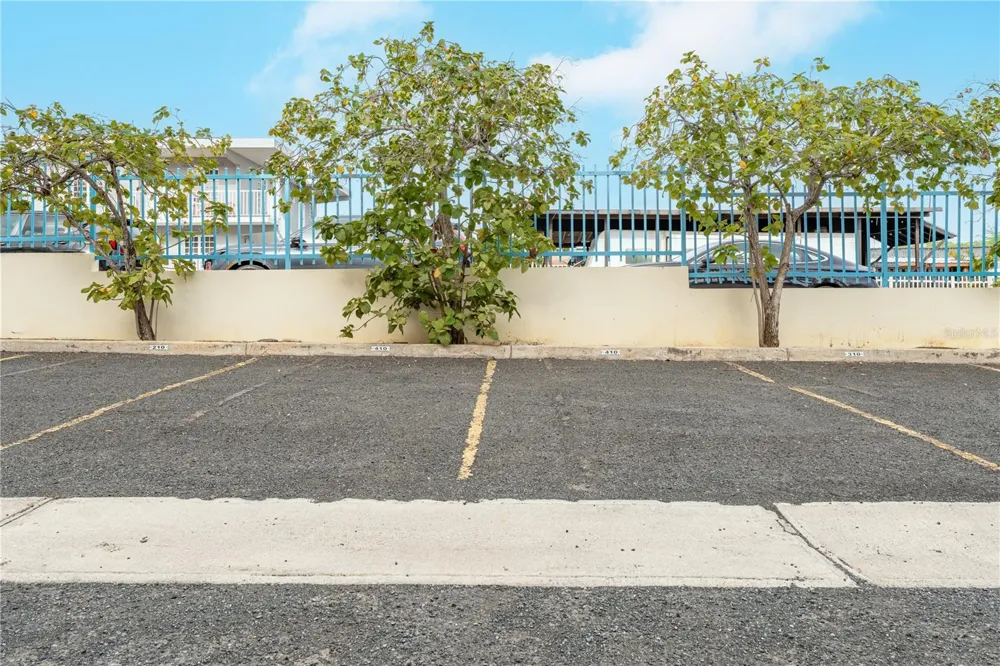 SR-3301 km 2.8 interior VISTAMAR EL COMBATE CONDOMINIUM BEACH #410 C Cabo Rojo, PR 00623