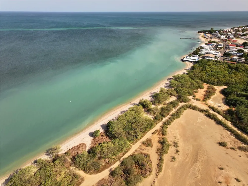SR-3301 km 2.8 interior VISTAMAR EL COMBATE CONDOMINIUM BEACH #410 C Cabo Rojo, PR 00623
