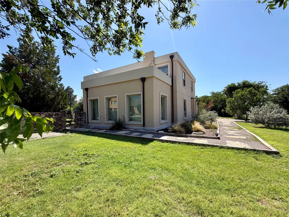 901 W Third Street Quanah, TX 79252