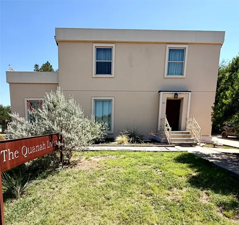 901 W Third Street