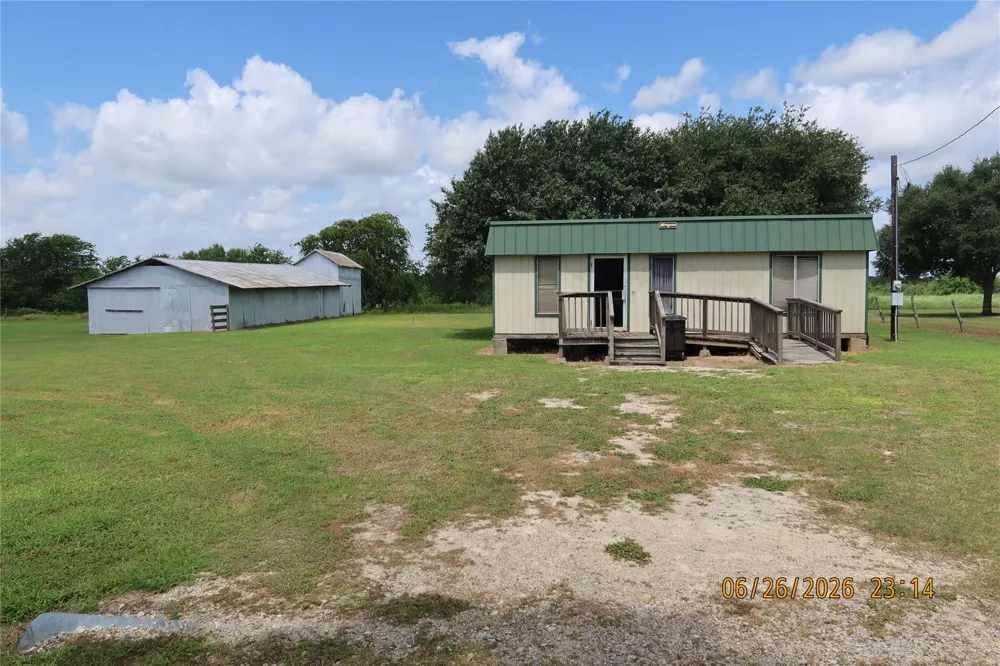 1413 Main Street Schulenburg, TX 78956
