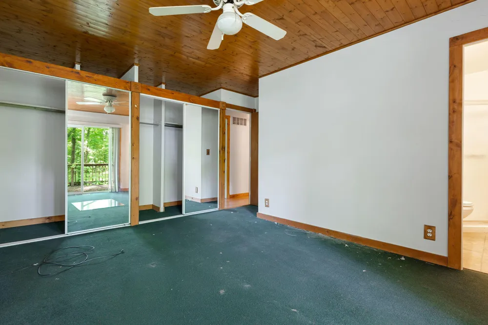 16053 Lakeside Road Union Pier, MI 49129